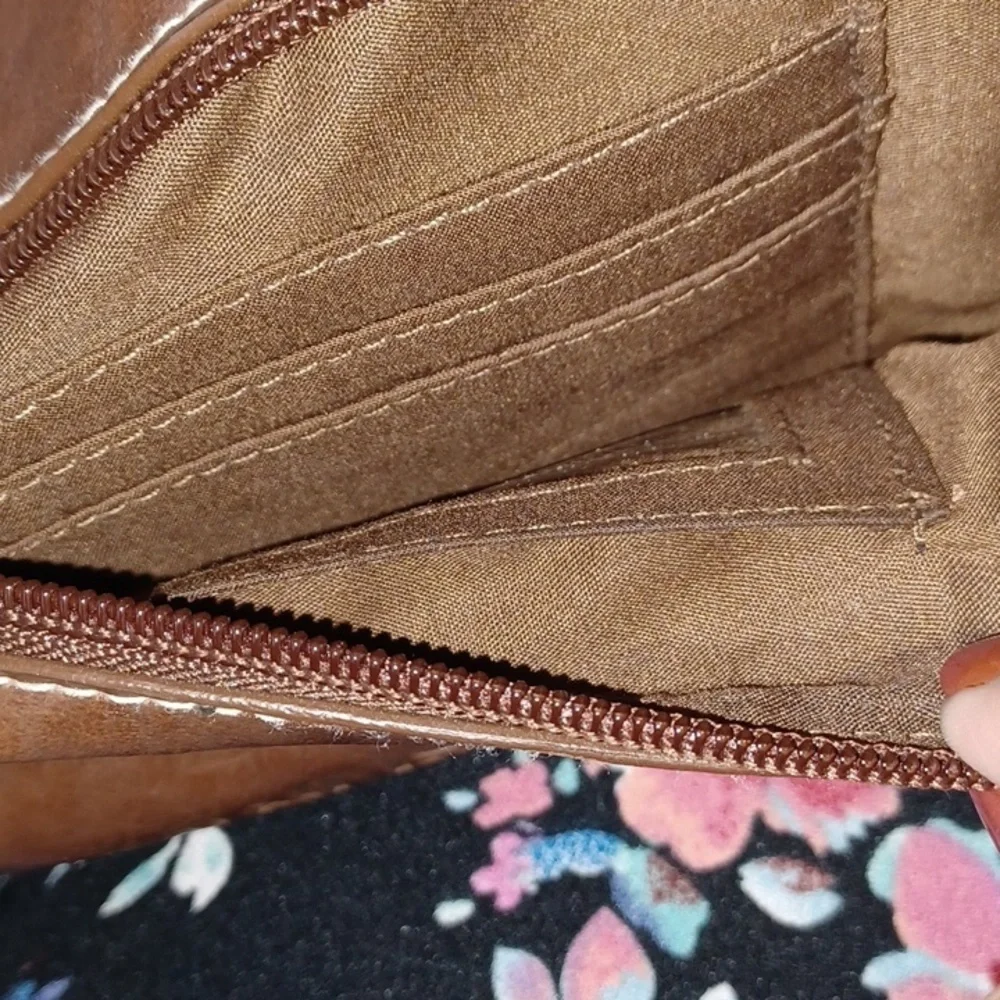 ‘Unlisted by Kenneth Cole’ Handbag, brown